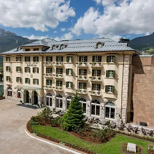 5* Hotel Grand Savoia Cortina D'ampezzo, A Radisson Collection