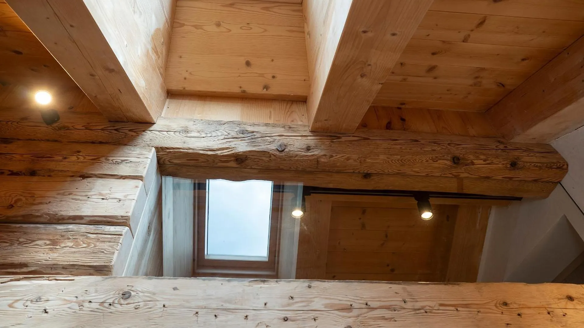 Ca Bianca Delle Dolomiti Apartment Cortina d'Ampezzo Italy